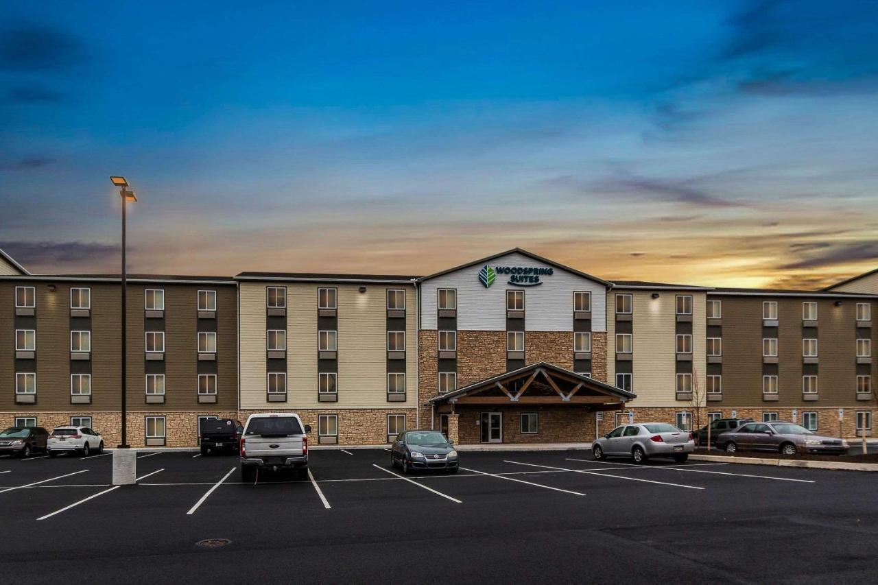 Woodspring Harrisburg 2*